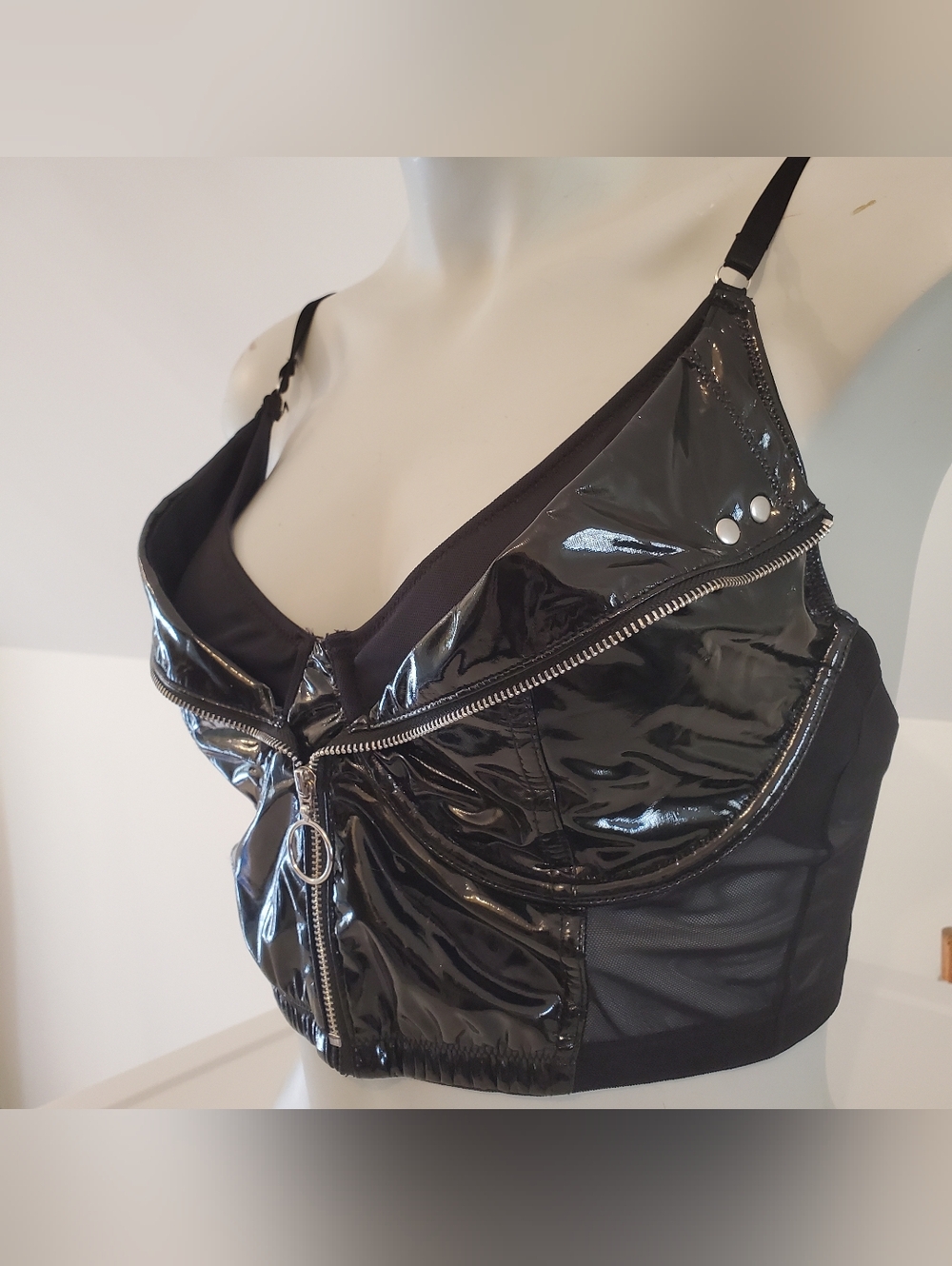 BodyRage Zipper Top - Picture 3 of 7